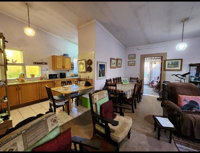2 BEDROOM TOWNHOUSE FOR SALE IN CLARINA